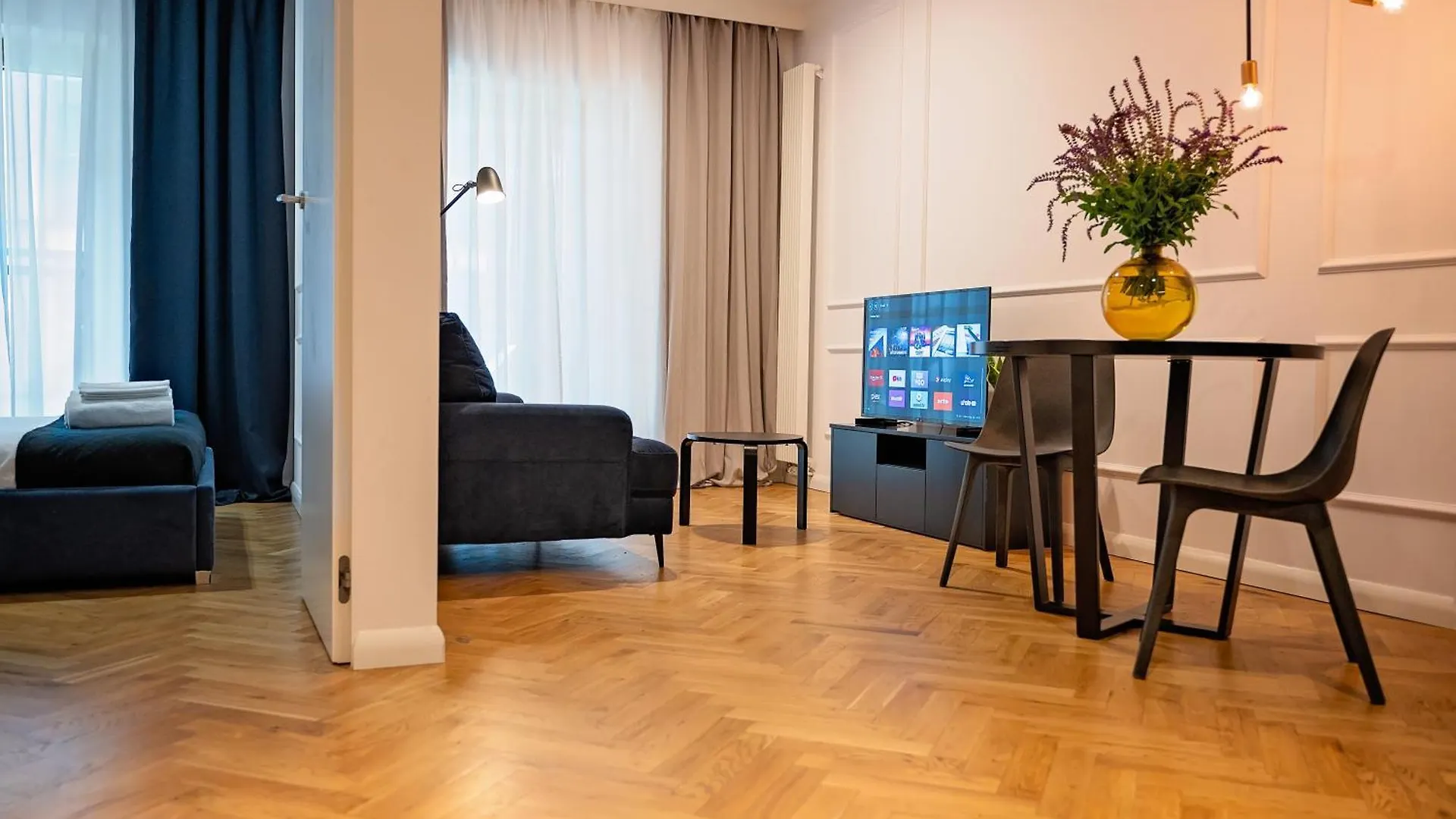 Διαμέρισμα Mennica Residence Just Like In Your Home Βαρσοβία